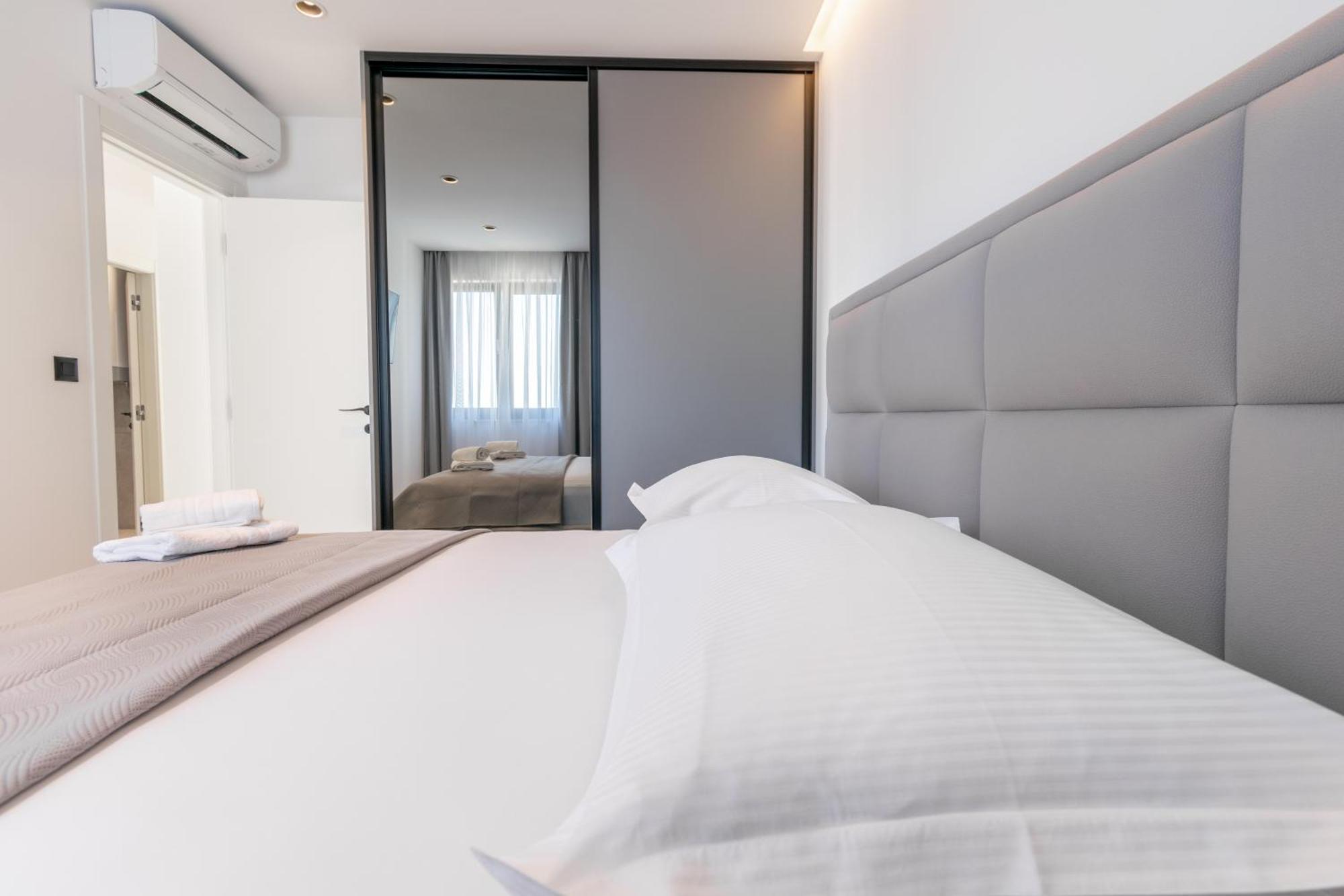 Apartmani Pino Baška Voda Exterior foto