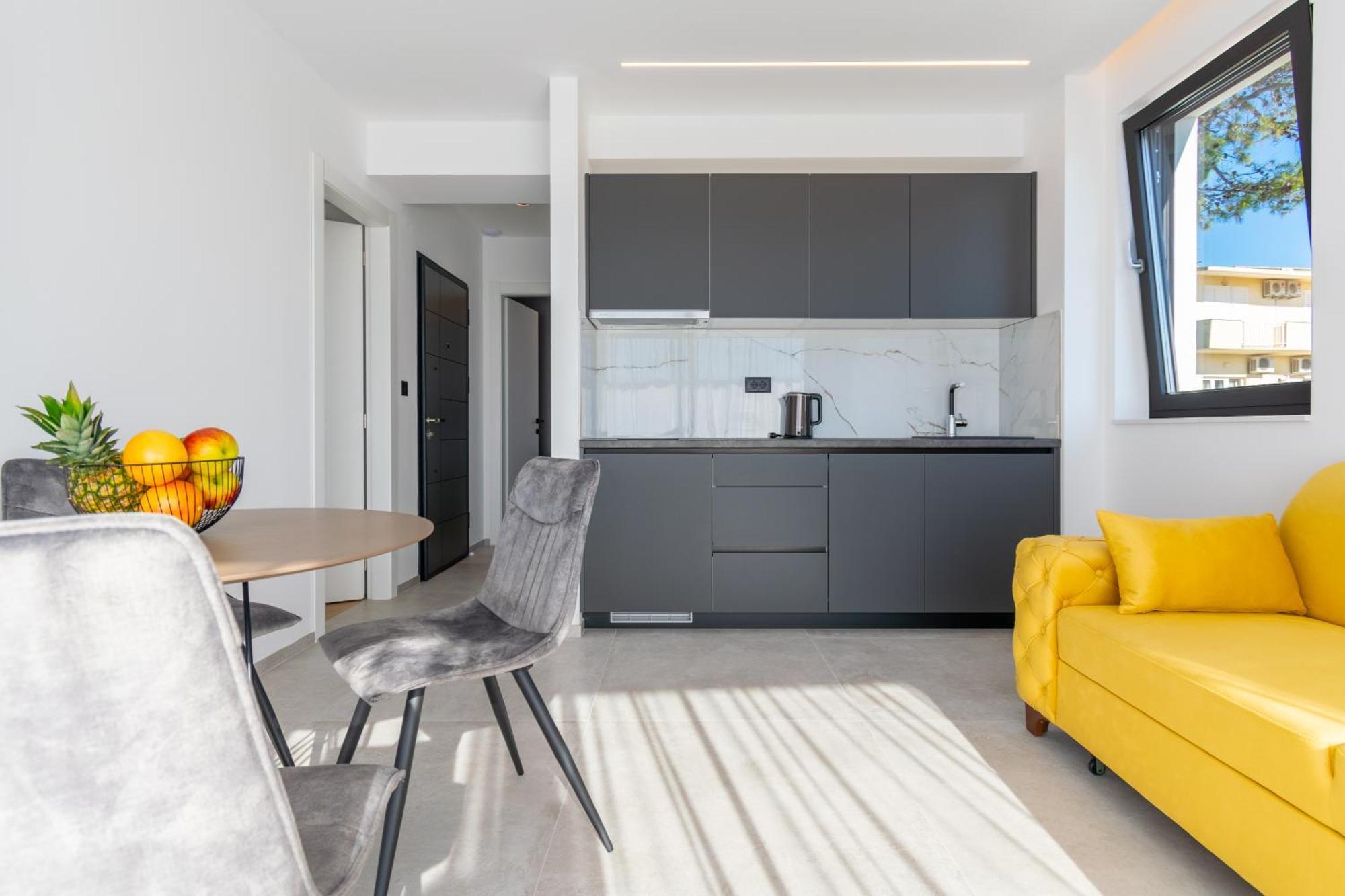 Apartmani Pino Baška Voda Zimmer foto